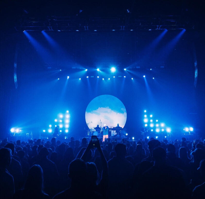 Quinn XCII, Design by Ben B. Programmed by Jose R. Lighting Direction by Anneke Thompson Quinn XCII, Design by Ben B. Programmed by Jose R. Lighting Direction by Anneke Thompson